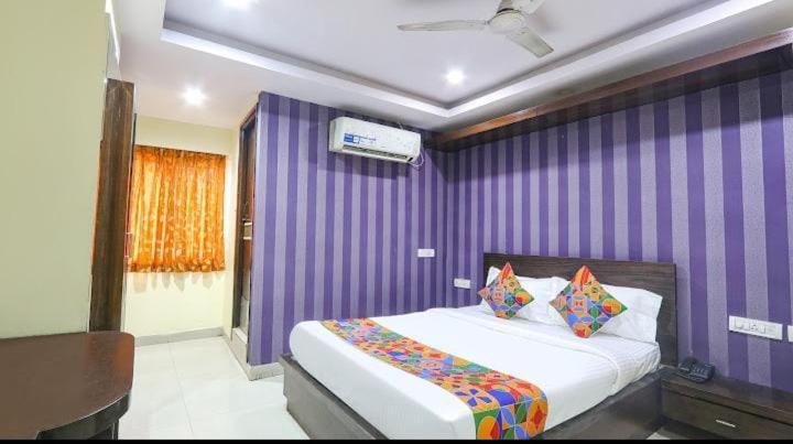 Grand Plaza Hotel - Nampally - Hyderabad Railway Station - Fish Prasadam 2025 - Free Breakfast - Deccan Railway Station - Lakdikapul Exteriör bild